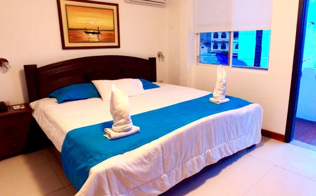 Hotel Ninfa 푸에르토아요라 외부 사진
