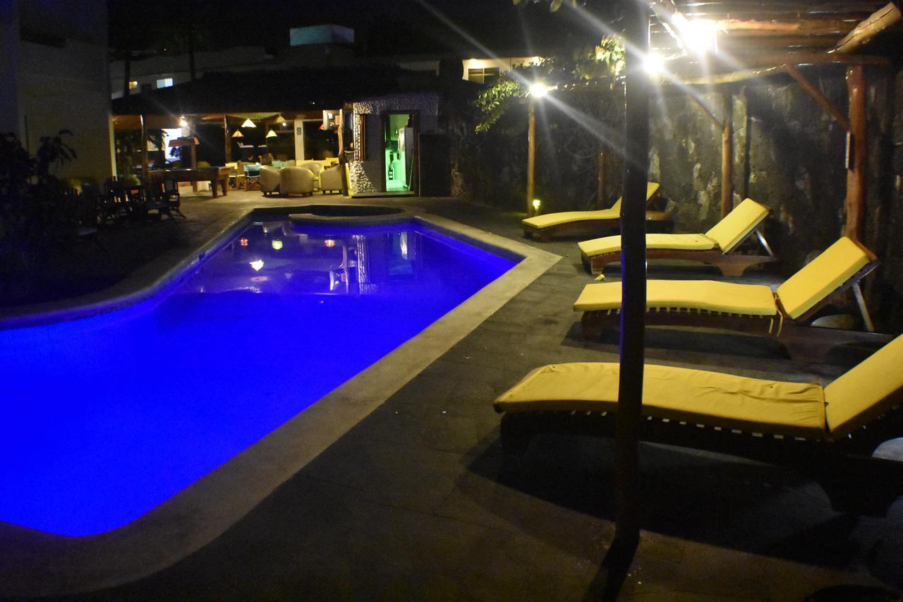 Hotel Ninfa 푸에르토아요라 외부 사진